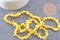 Perles chips de coquillage naturel jaune, 20mm,le fil 76cm, x1 (G8049)