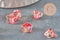Perles fleur verre rouge et or transparent 8.5mm, perles verre tchèque, perles fleur, verre violet, x10 (G9819)