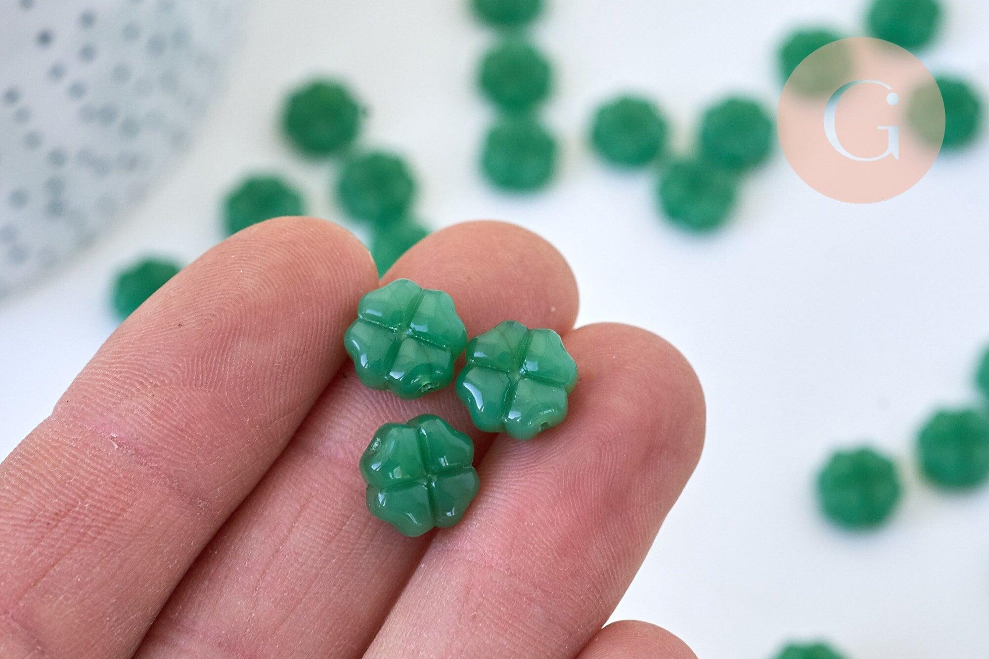 Perles fleur verre vert 6x3mm, x10 (G5610)