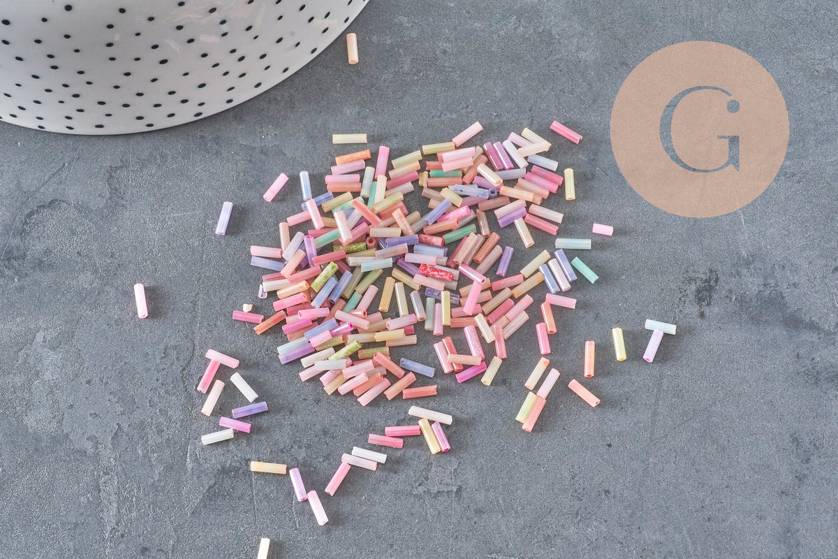 Perles rocaille Tube pastel multicolore 6x2mm, x 10gr (G1651)