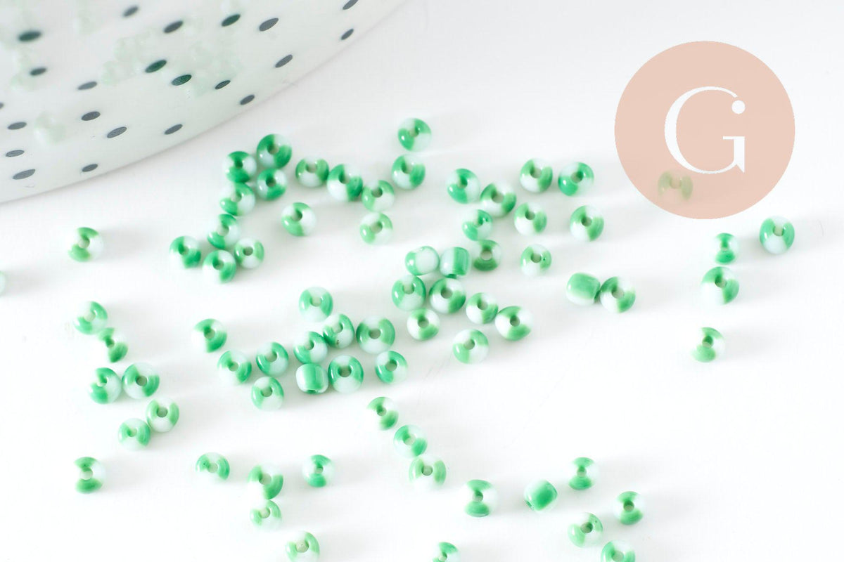 Petite Perle rocaille rayé vert blanc 1.5x2mm, x10gr (G9428)