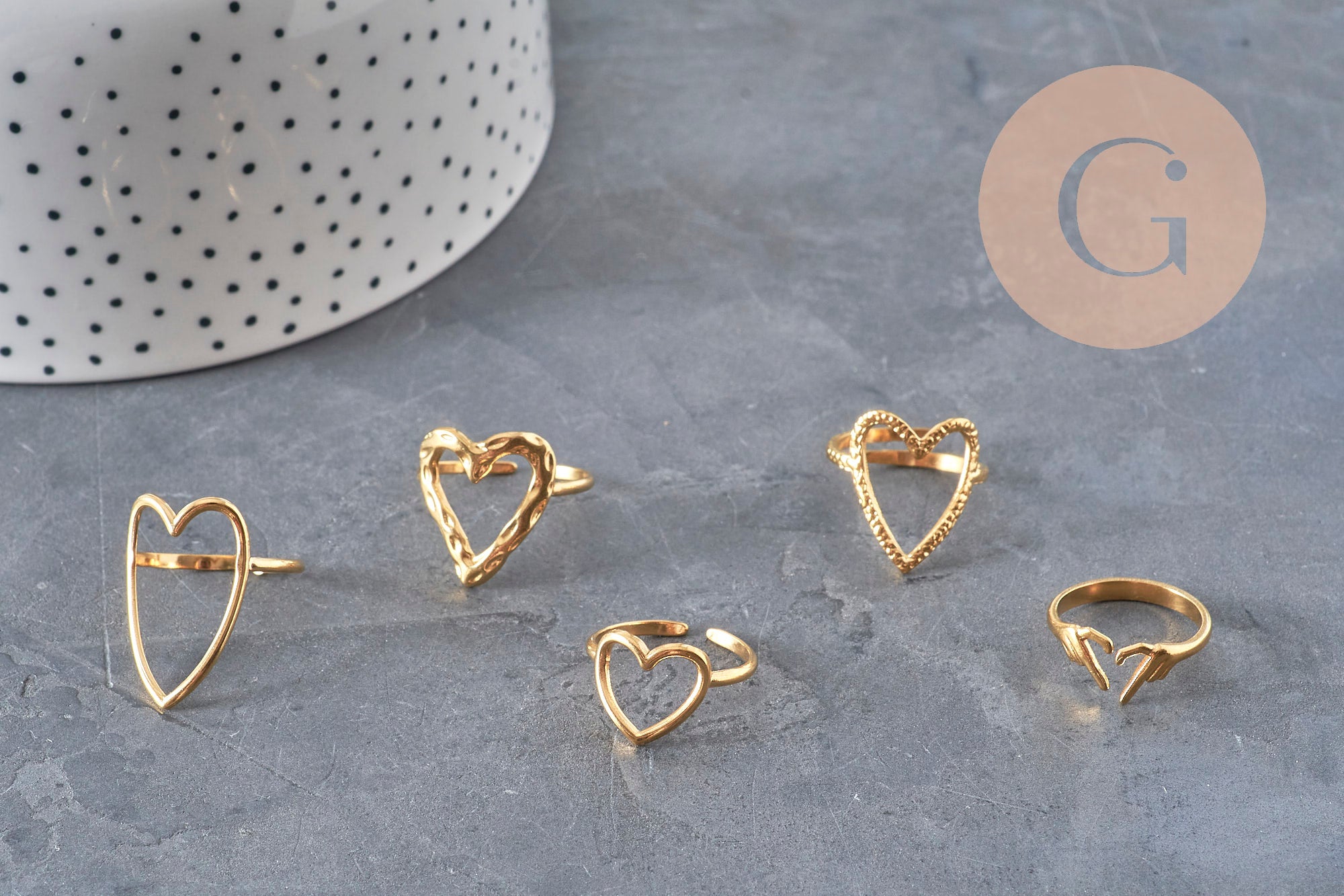FOTO 5 VARIACIONES A REALIZAR Anillo de corazón de acero inoxidable 304 dorado IP Talla 57, x1 VÁLIDO