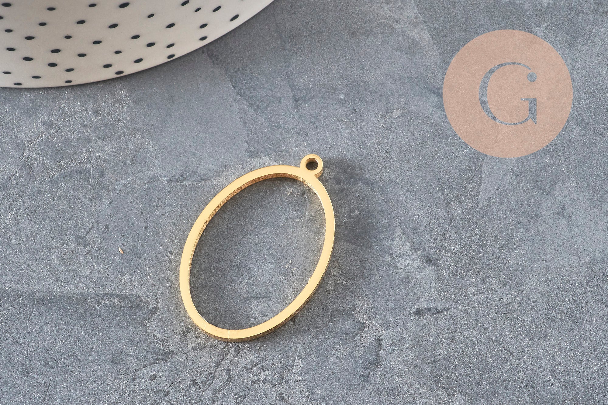 Oval pendant, 304 stainless steel, gold IP plated, without base, 35mm, x1 VALID