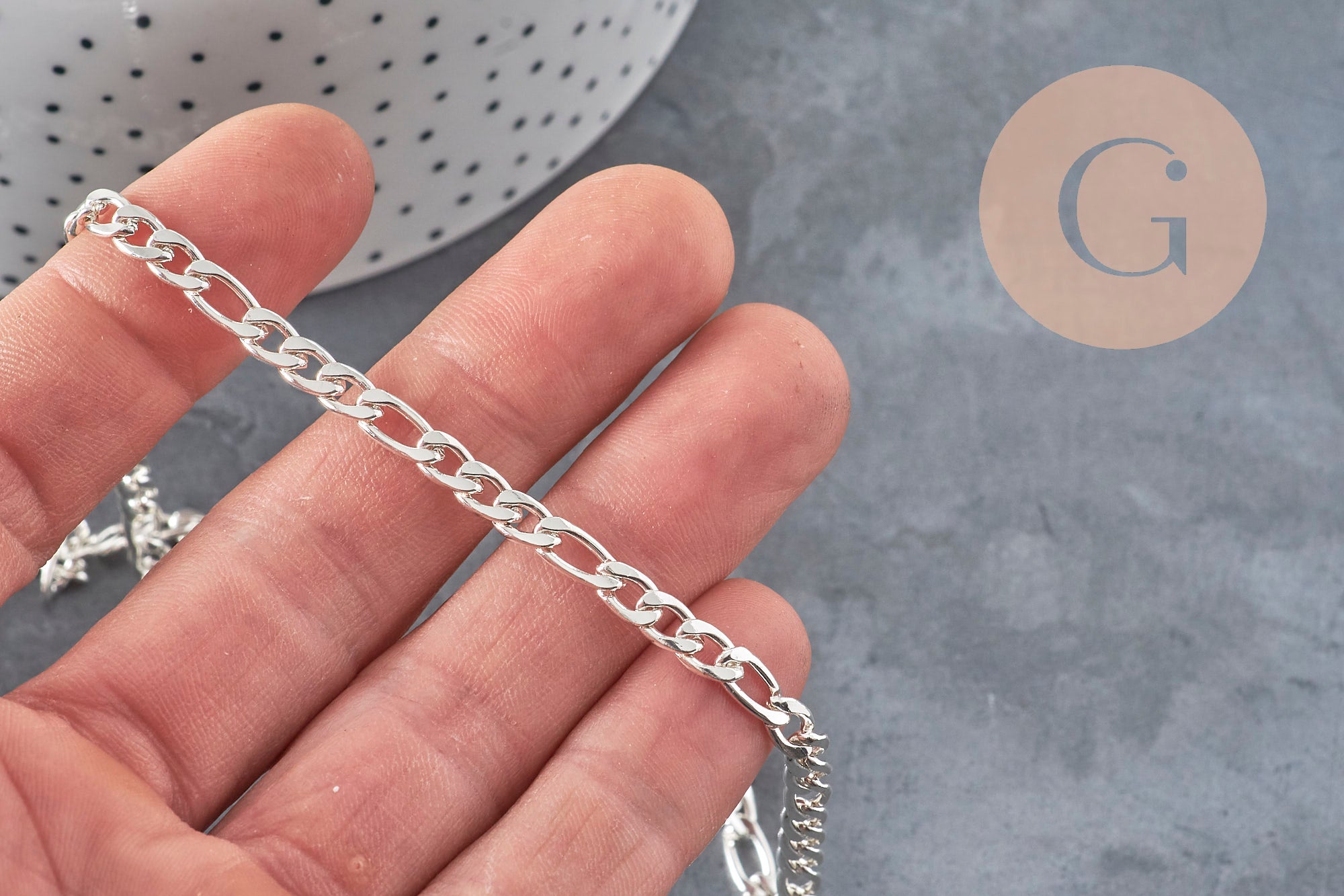 Stainless steel Figaro chain, 304, silver-plated, 9x4mm, x1 meter (G11197)