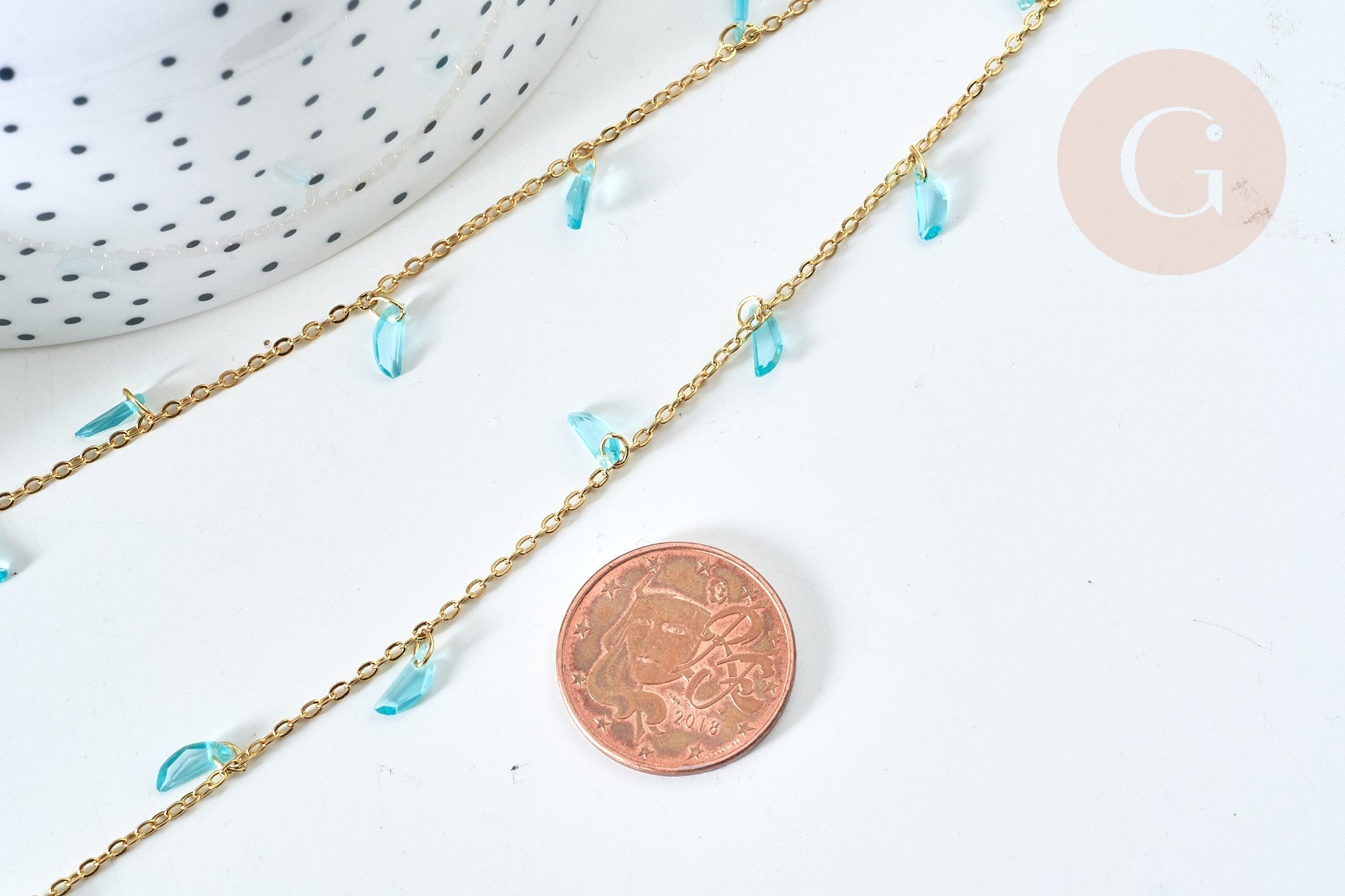 Chaine perle plexiglas facettée turquoise laiton doré 7x3mm, création de bijoux coloré DIY, x1 mètre (G7820)