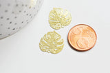 EP Pendentif estampe filigrane feuille monsterosa laiton doré, Pendentif très fin et léger pour création de bijoux, x 2,18x 18mm G3696