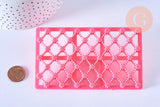 EP tampon biscuit silicone rose losanges fleurs, Moule patisserie silicone pour décor gateaux ou décor pour pâte polymère,12.2cm, x1 G5102