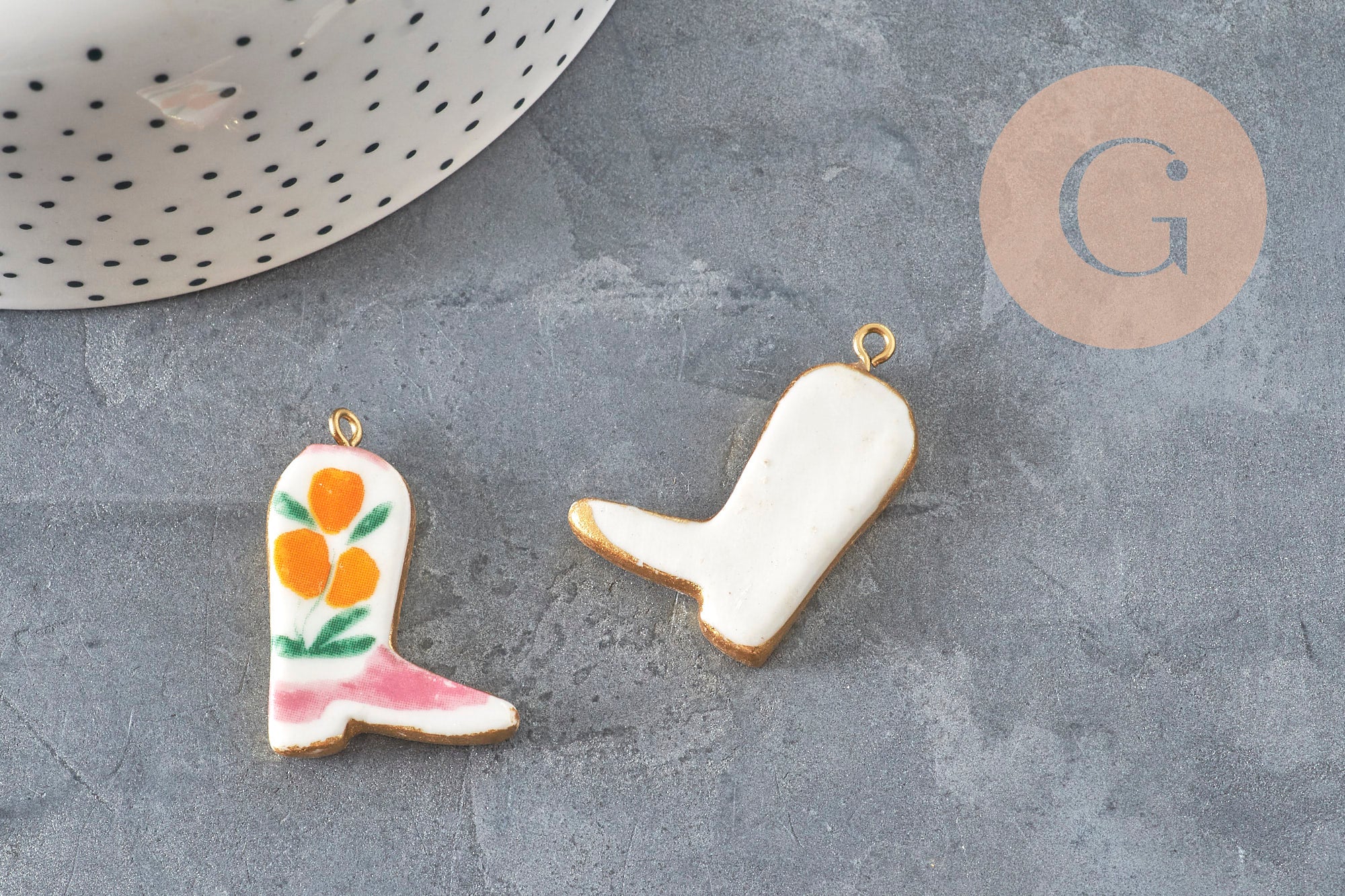 Cowboy boot flower pendant 304 stainless steel gold IP 33mm, x1 (G11244)