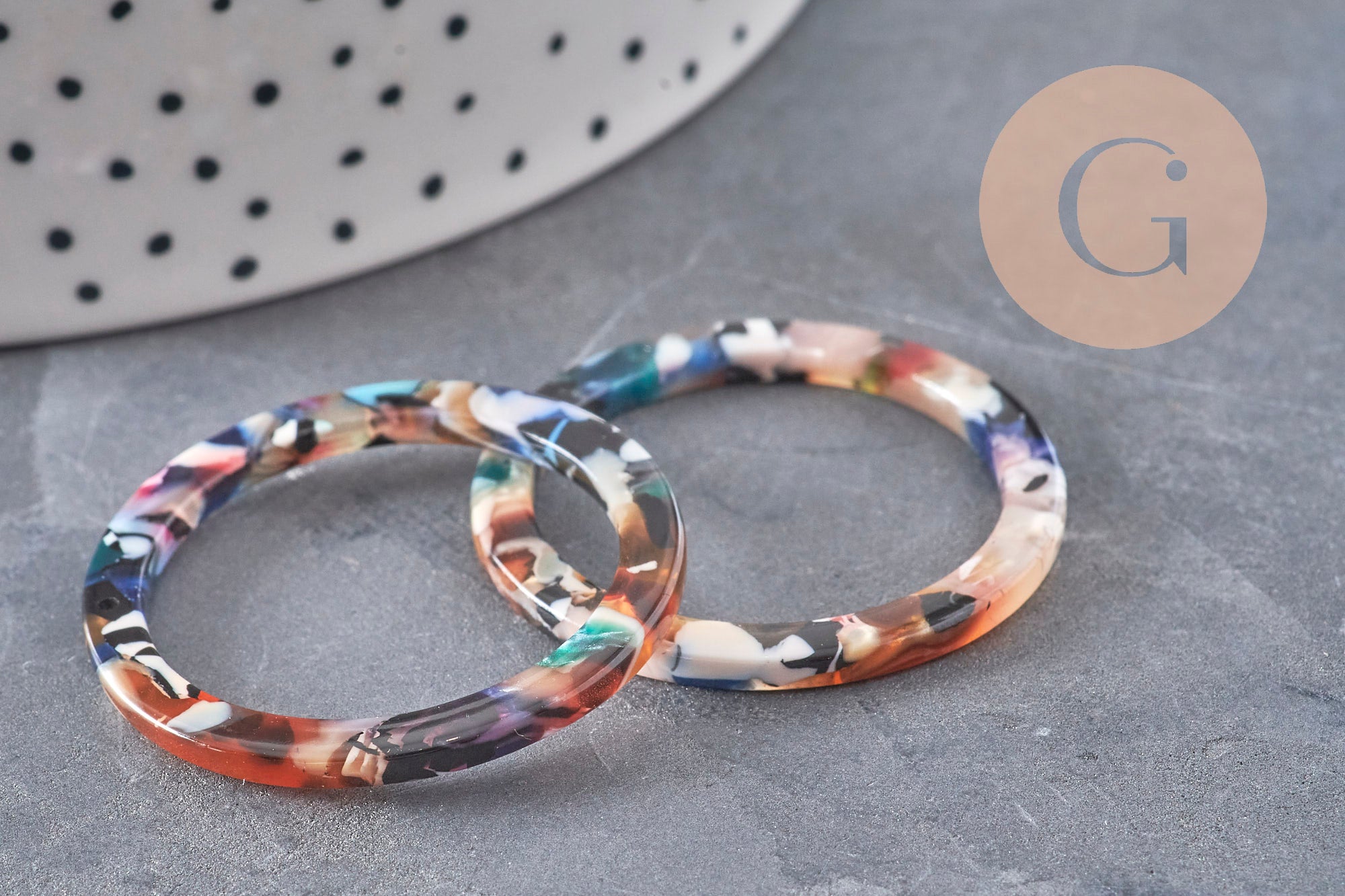 Pendentif cercle multicolore acetate 34.5mm,connecteur plastique, x5 (G4757)