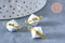 Pendentif howlite naturelle support laiton doré 20mm, bijou pendentif pierre naturelle x1 G6461