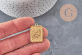 Pendentif rectangulaire doré 25mm en acier inoxydable avec trèfle à quatre feuilles et zircon central.
