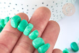 Perle jade vert teinté nugget 8-18mm, pierre naturelle pour bijoux DIY, le fil de 83cm (G7069)