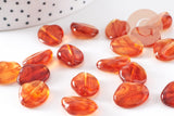 Perle nuggets acrylique imitation ambre 17mm, x2 (G10484)