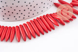 Perle pointe howlite naturelle rouge 18-43mm, fil de 38cm environ x1 (G10133)