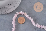Perles chips quartz rose naturel fil de 90cm, x1 (G2107)