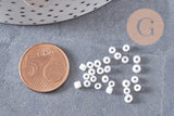 Petite perles de rocaille blanches 2.5mm, x12gr (G2541)