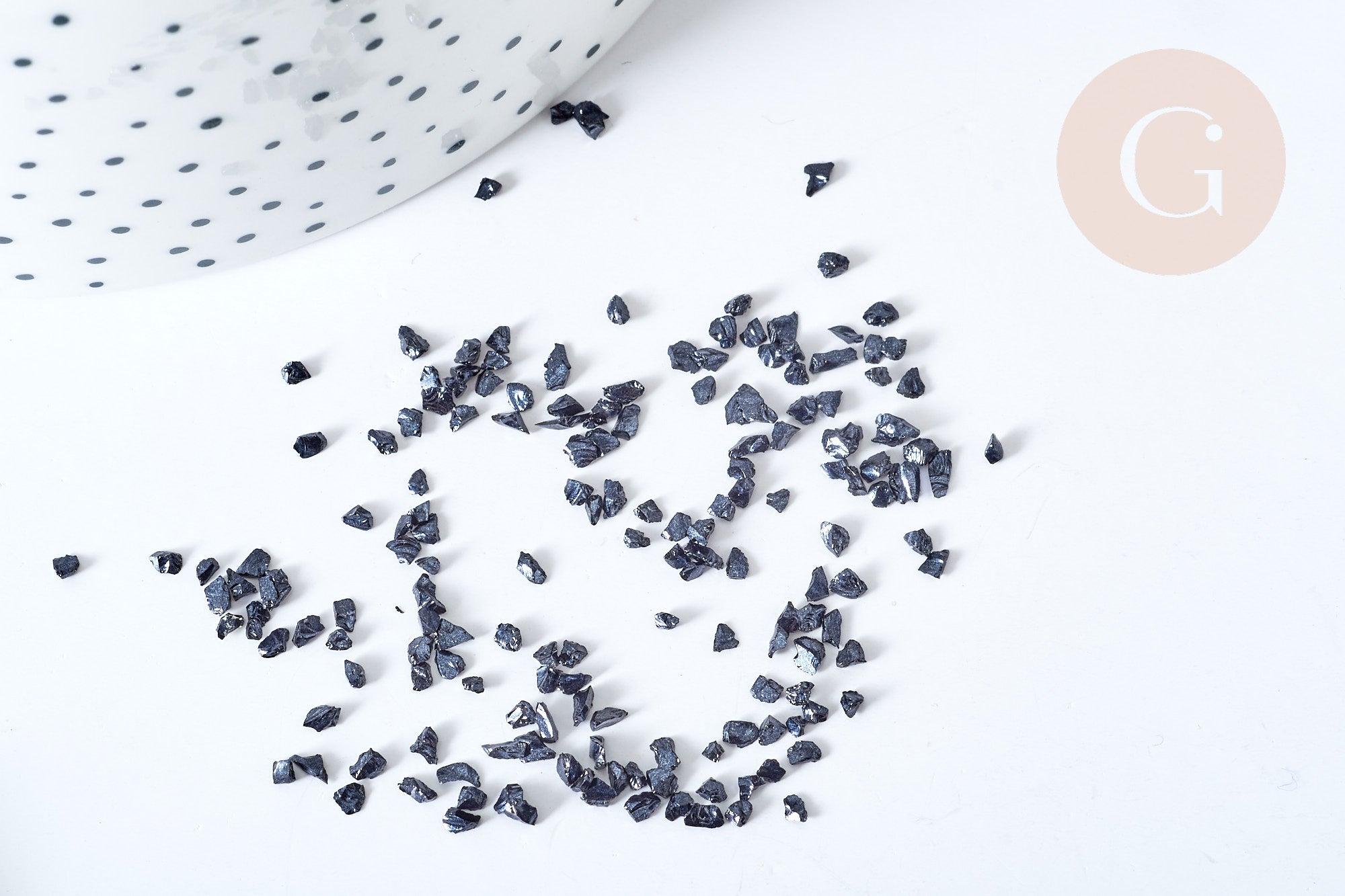 Sable pierre chips quartz bleu foncé 2-7mm non percé, x20gr (G8104)
